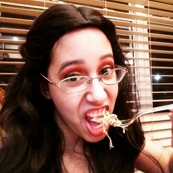 Meet your Posher, Anel - Picture 1 of 1